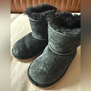 Toddler Ugg boots!
